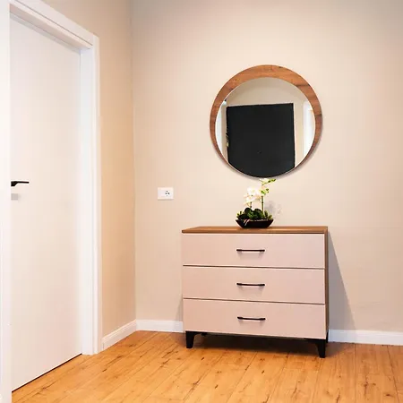 Apartamento Lucas Tirana