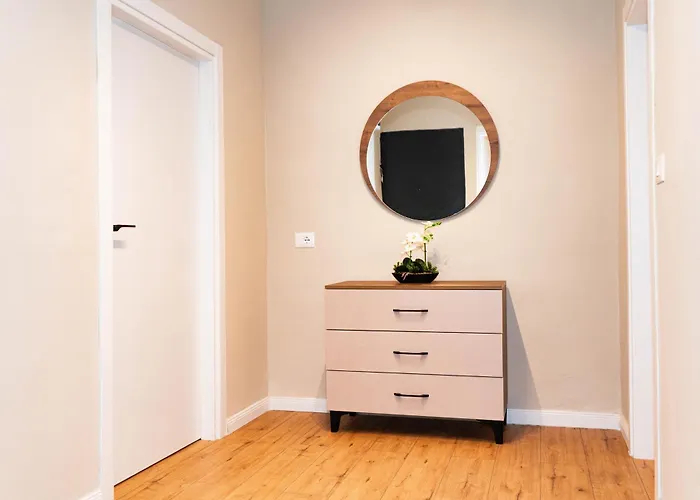 Apartamento Lucas Tirana